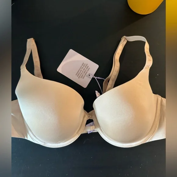 Brand new Savage X Fenty NEW Microfiber Tshirt bra - Picture 3 of 3